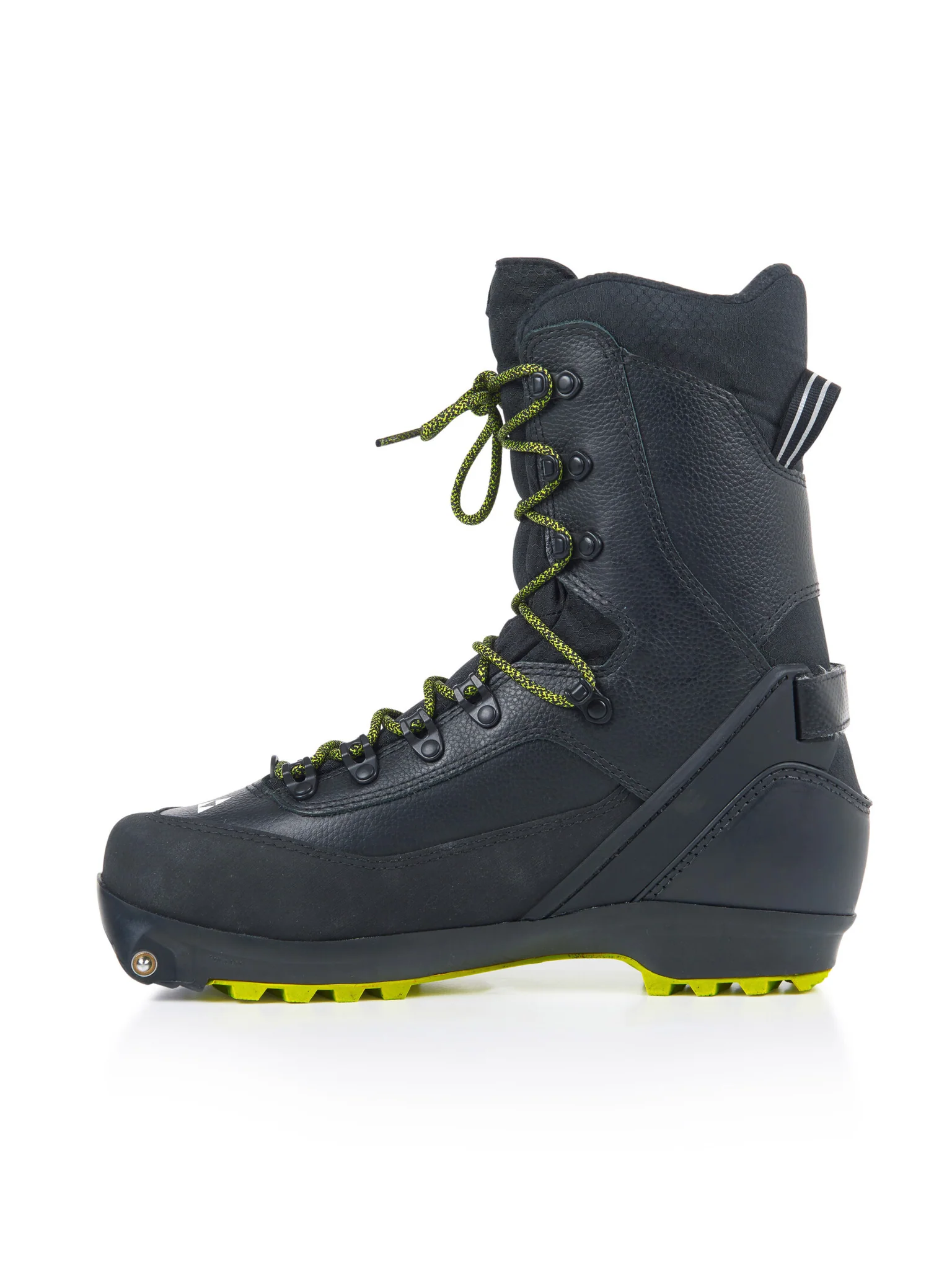 Fischer BCX Traverse XC Boots - Image 3
