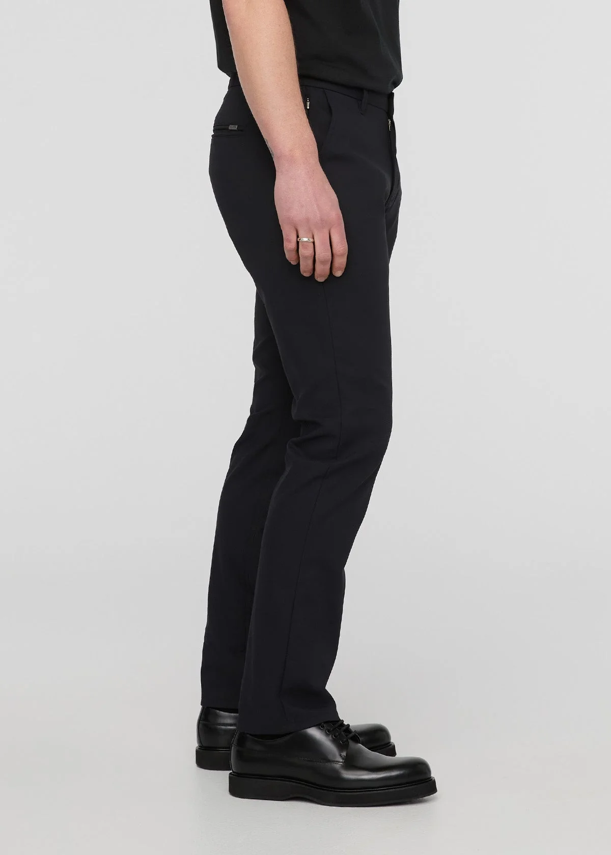 Duer NuStretch Relaxed Taper Trouser 32" - Image 3