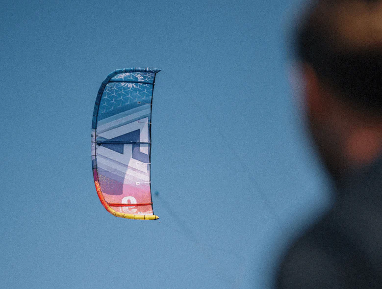 Harlem Force Kiteboarding Kite - Image 4