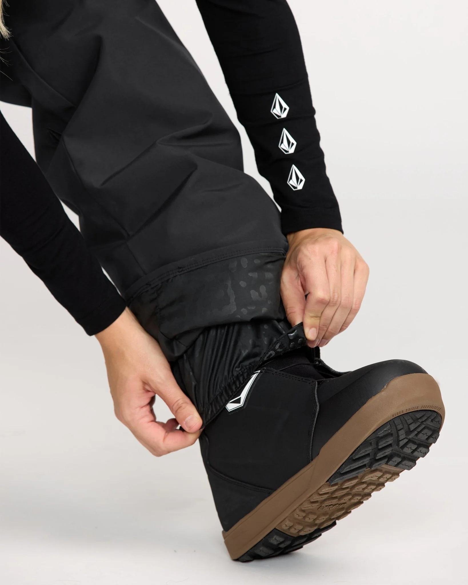 Volcom Women's Frochickie Insulated Pant - Image 3